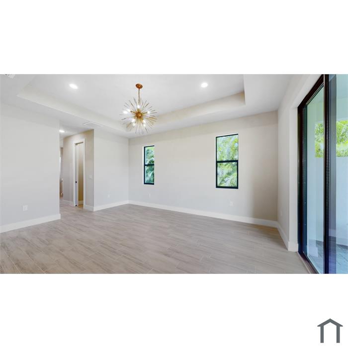 1111 NW 25th Ave